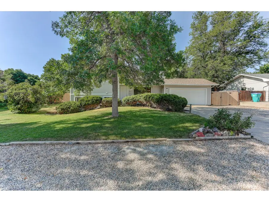 321 Diamond Dr, Fort Collins, CO 80525 - #2