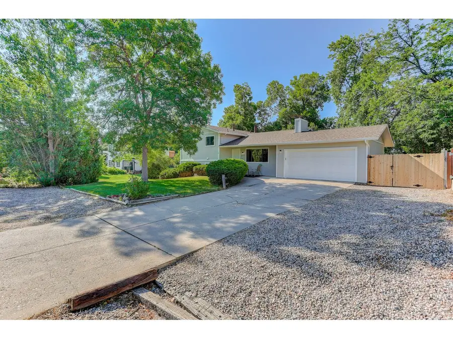 321 Diamond Dr, Fort Collins, CO 80525 - #3