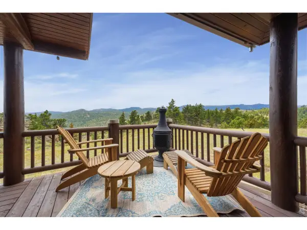 153 Hidden Canyon Dr, Livermore, CO 80536