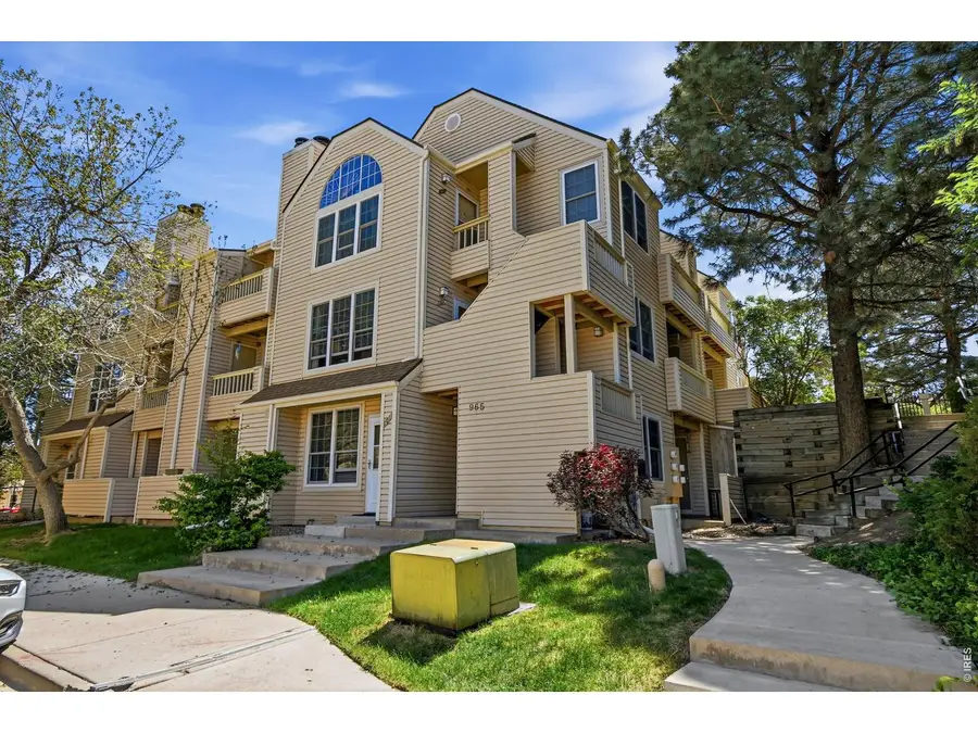 965 S Miller St #201, Lakewood, CO 80226 - #3