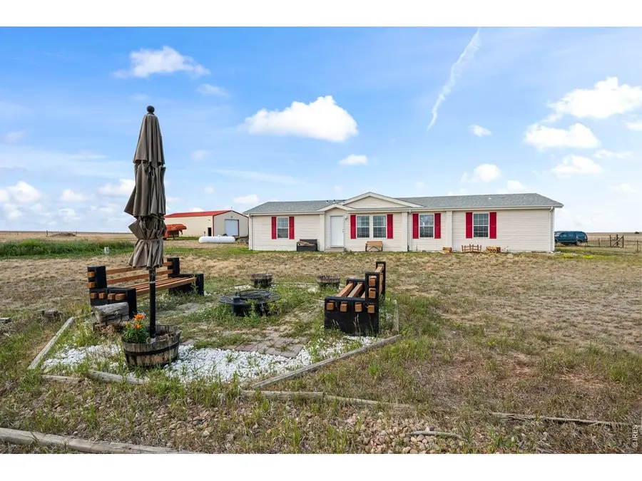 42605 E 112th Ave, Bennett, CO 80102 - #2