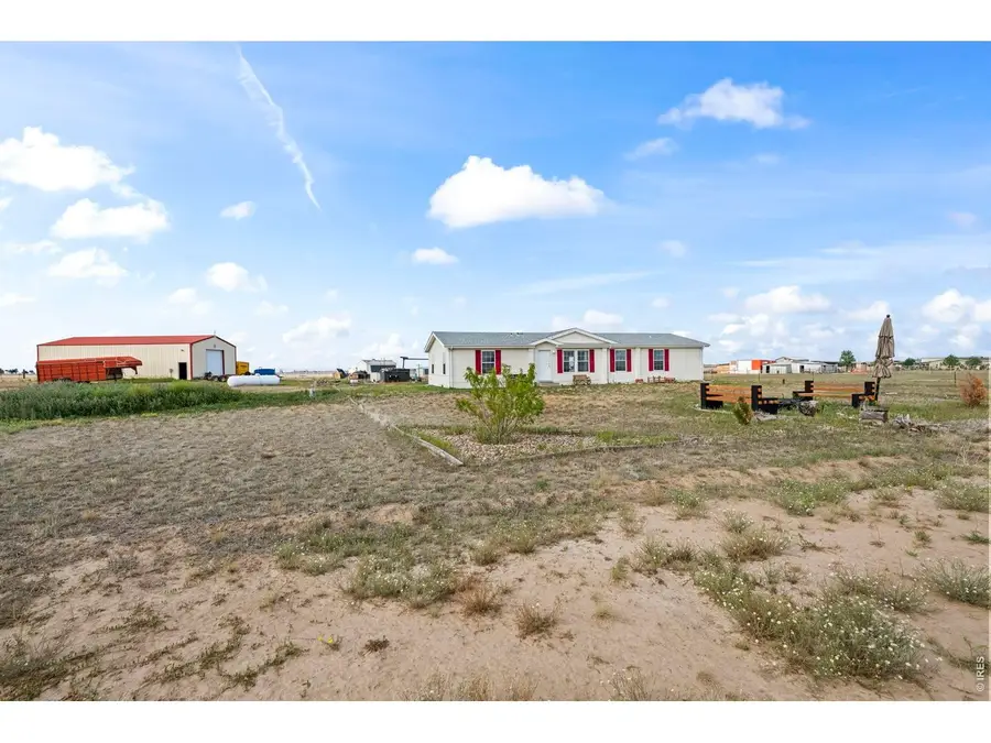 42605 E 112th Ave, Bennett, CO 80102 - #3