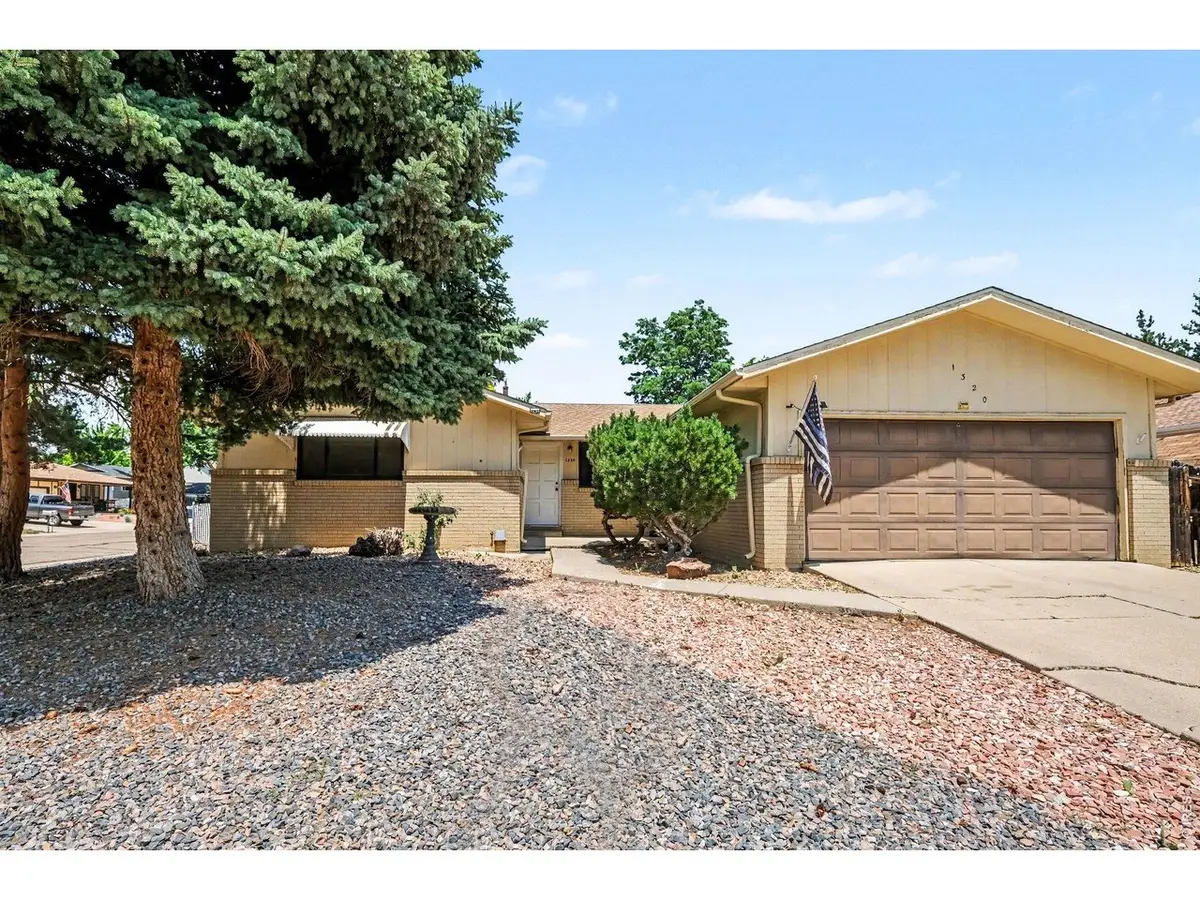 1320 Garden Cir, Longmont, CO 80501 - #1