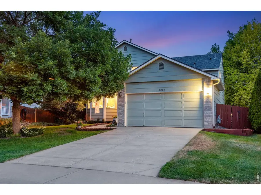 2213 Santa Fe Dr, Longmont, CO 80504 - #2