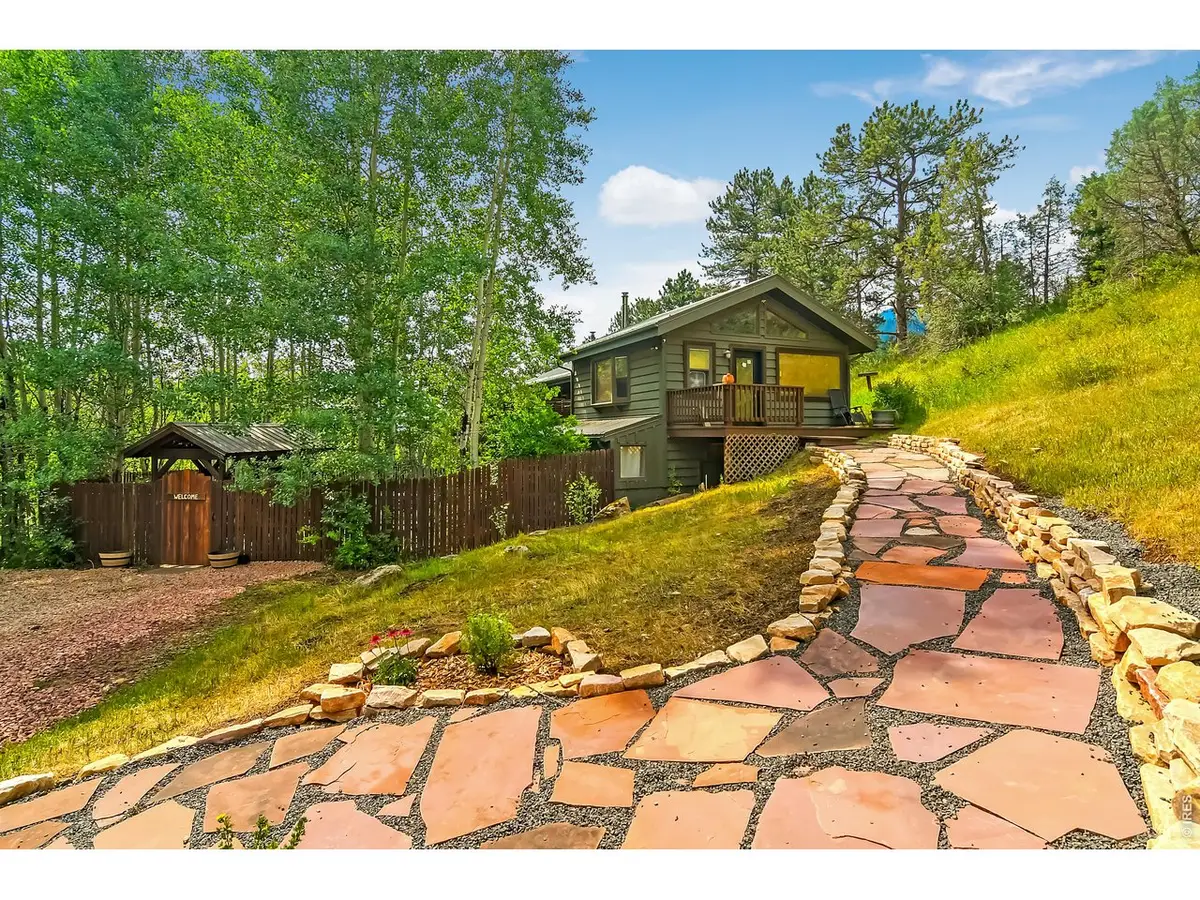 417 Dunraven Glade Rd, Glen Haven, CO 80532 - #1