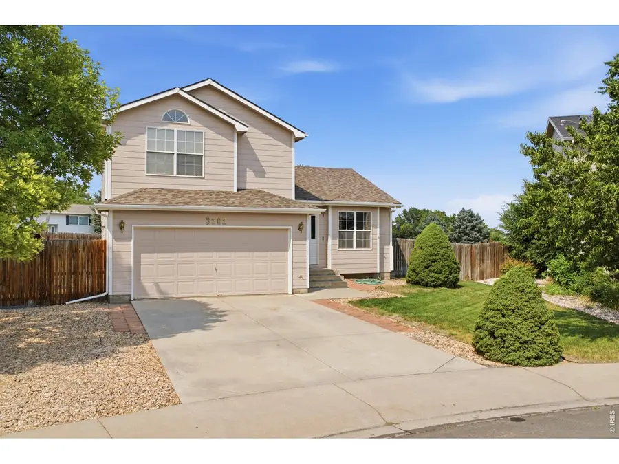 3202 Ellis Ct, Evans, CO 80620 - #3