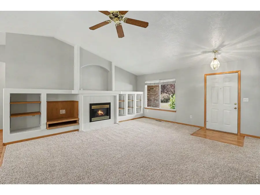 585 Radiant Dr, Loveland, CO 80538 - #2