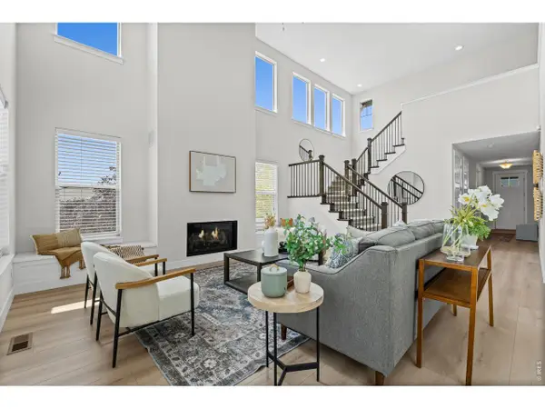 2119 Setting Sun Dr, Windsor, CO 80550