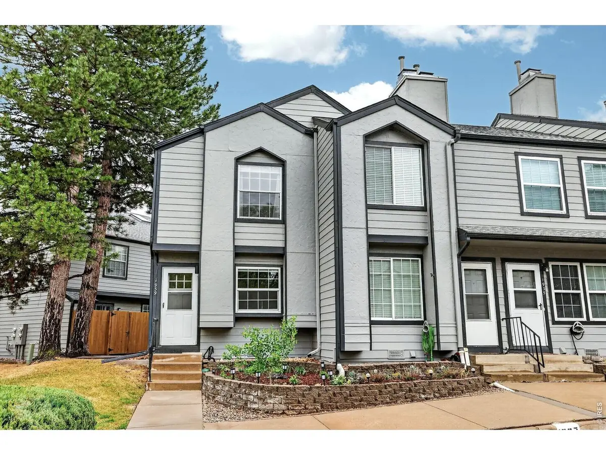 1939 Newland Ct, Lakewood, CO 80214 - #1
