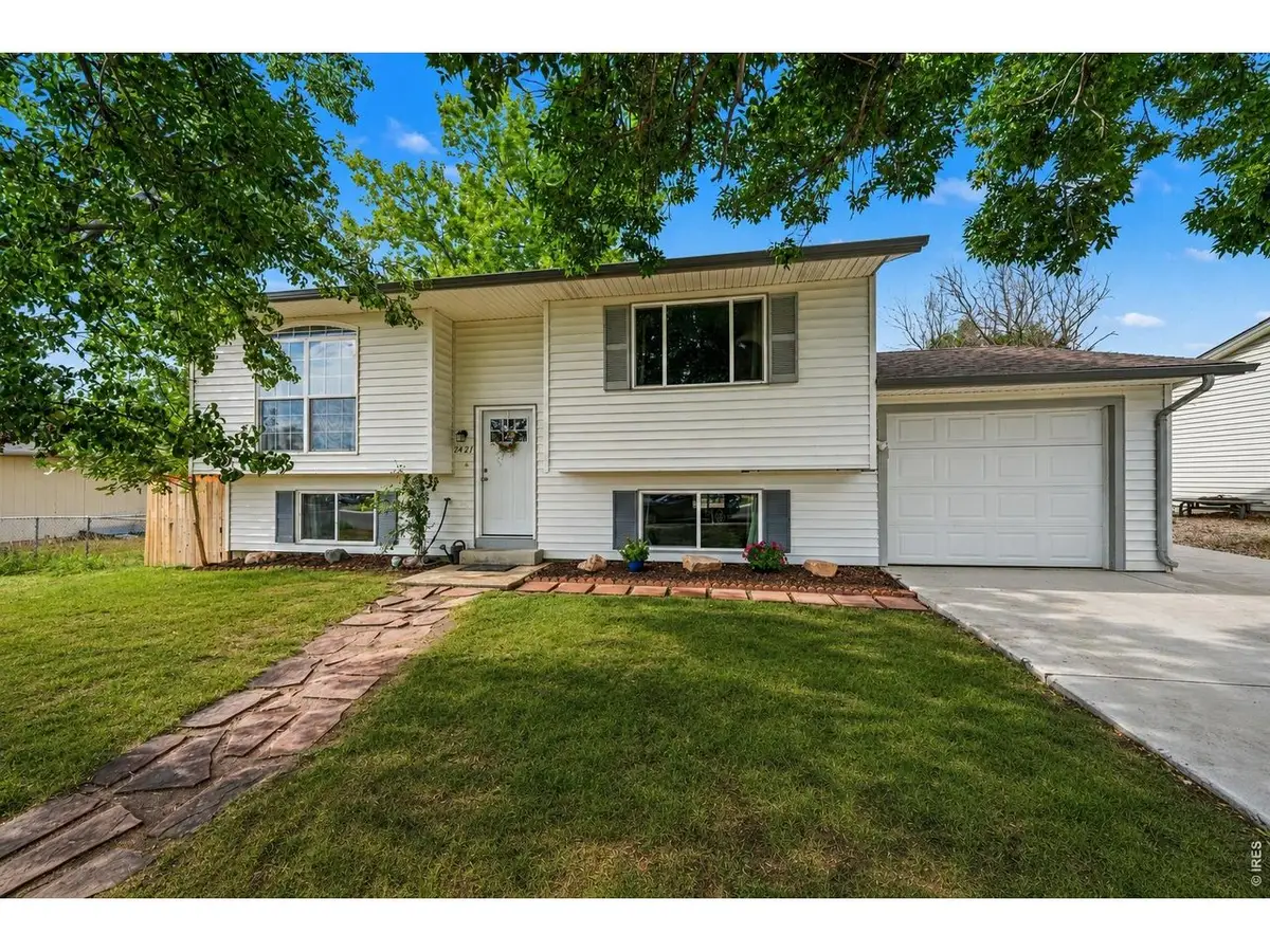 2421 W Plum St, Fort Collins, CO 80521 - #1