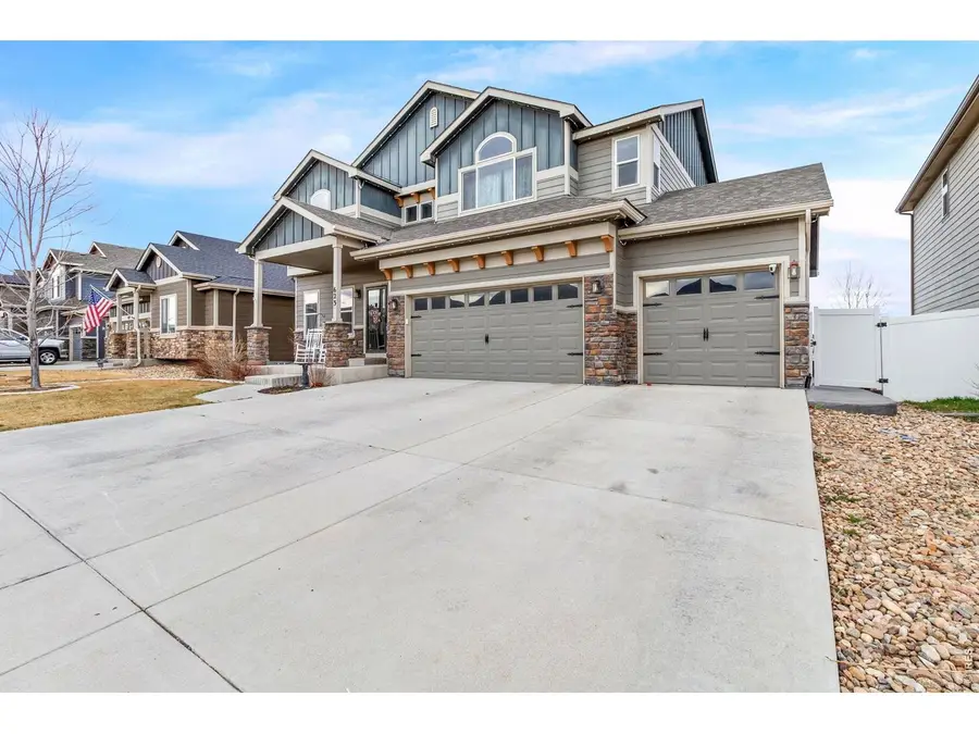 623 Vermilion Peak Dr, Windsor, CO 80550 - #2