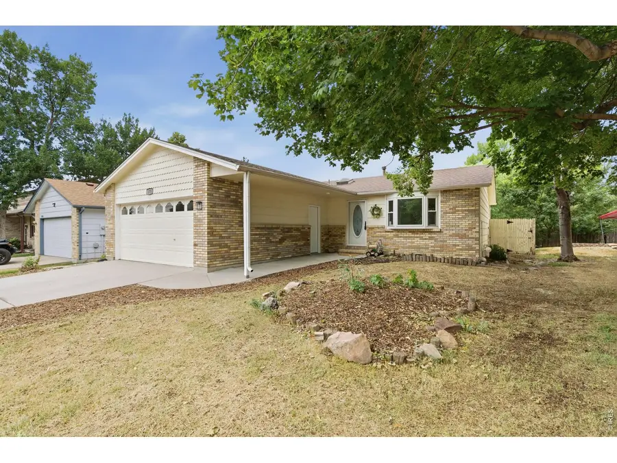 278 E 42nd St, Loveland, CO 80538 - #2