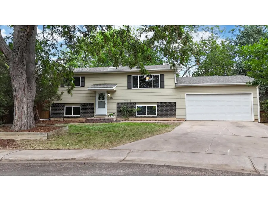 2212 Woodford Ct, Fort Collins, CO 80521 - #2