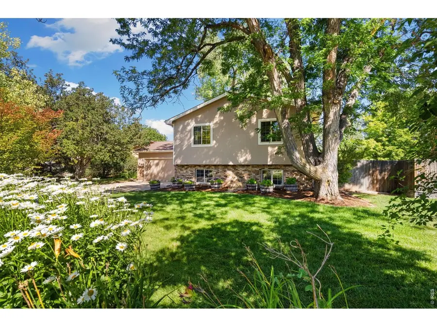 1955 Sandalwood Ln, Fort Collins, CO 80526 - #2