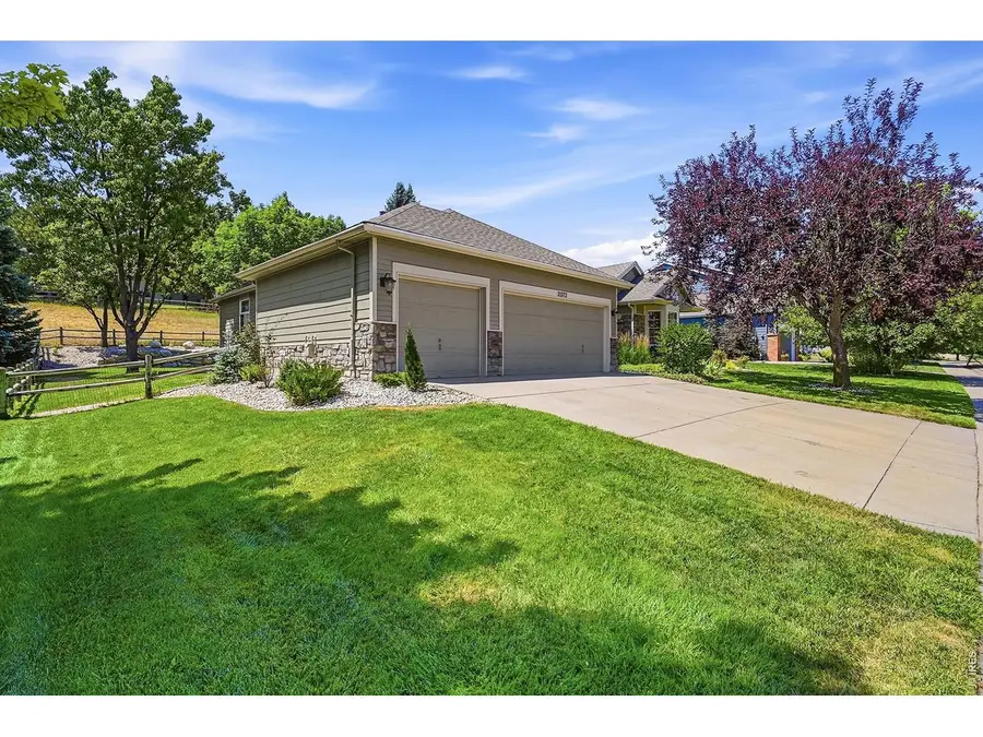 2073 River West Dr, Windsor, CO 80550 - #2
