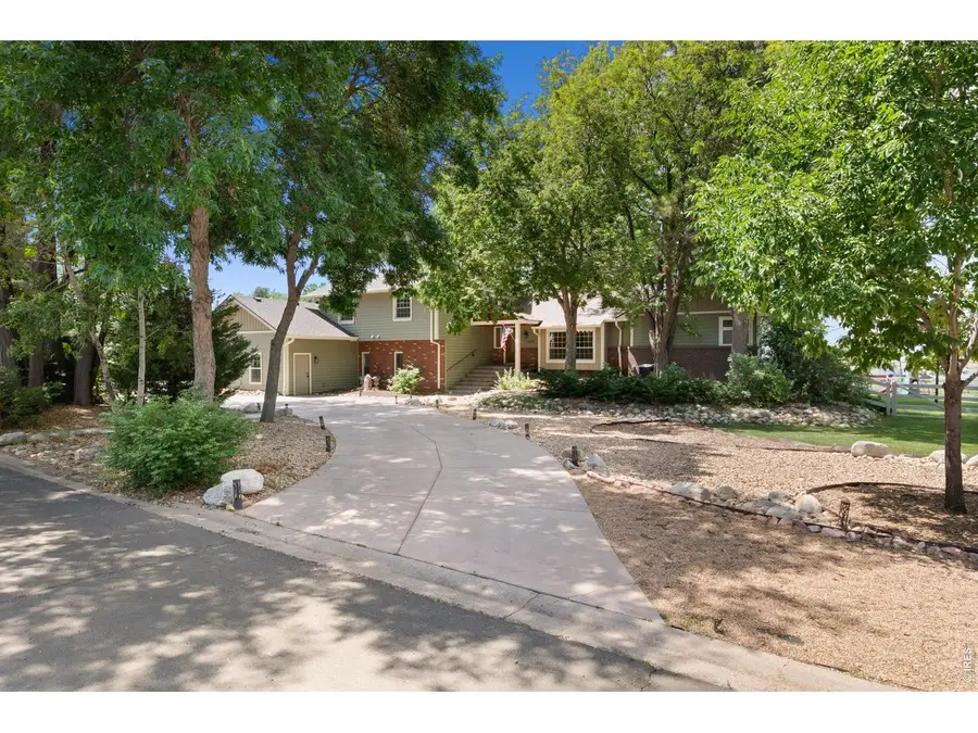 3213 Grand View Dr, Greeley, CO 80631 - #2