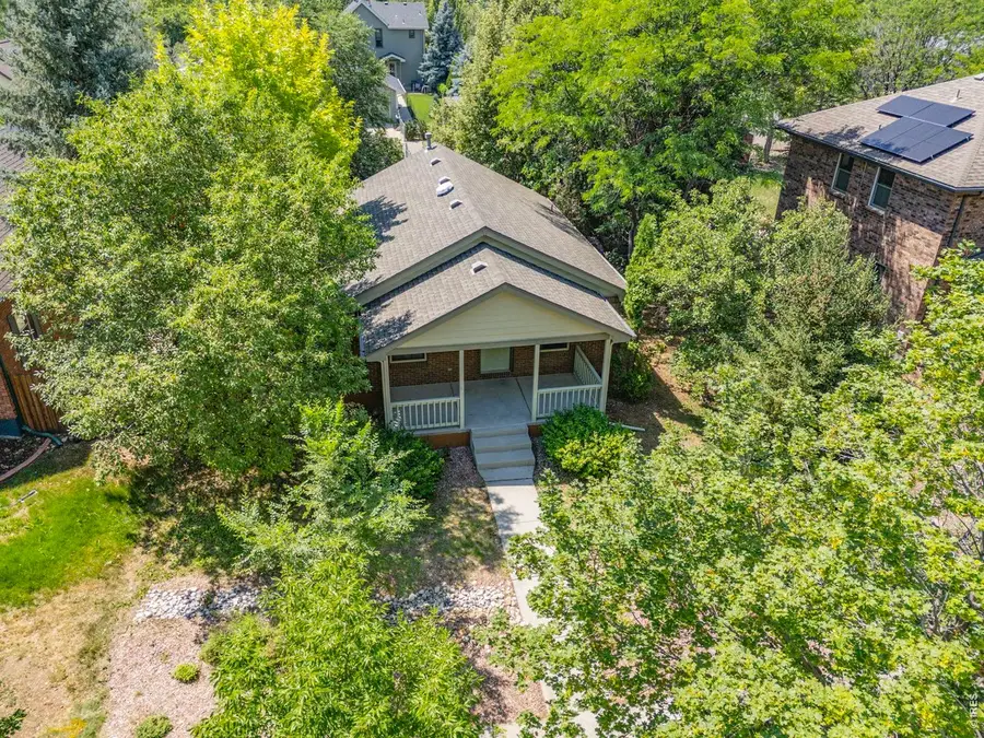 203 E Colorado Ave, Berthoud, CO 80513 - #2