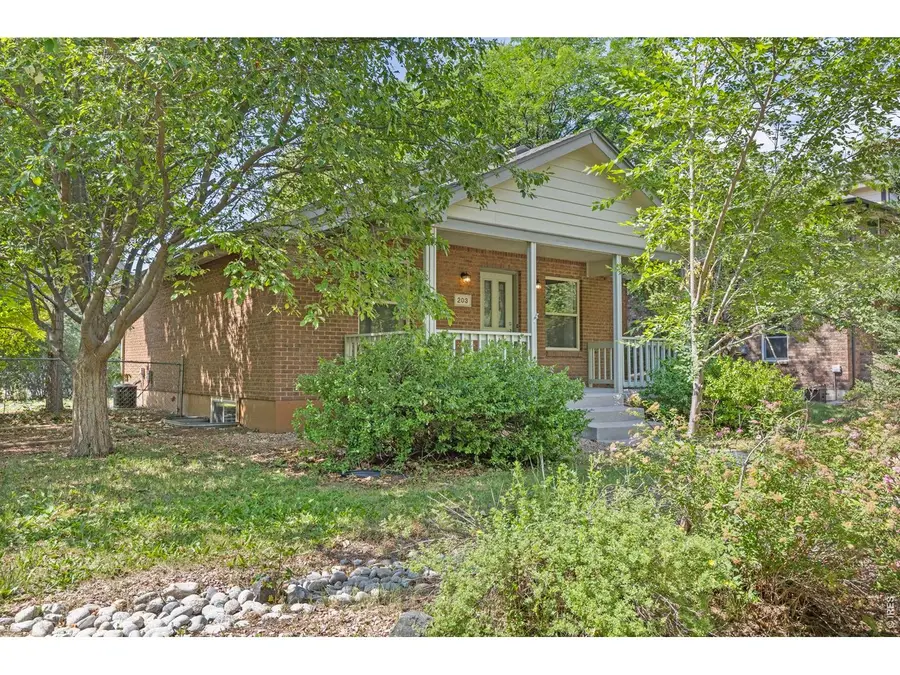 203 E Colorado Ave, Berthoud, CO 80513 - #3