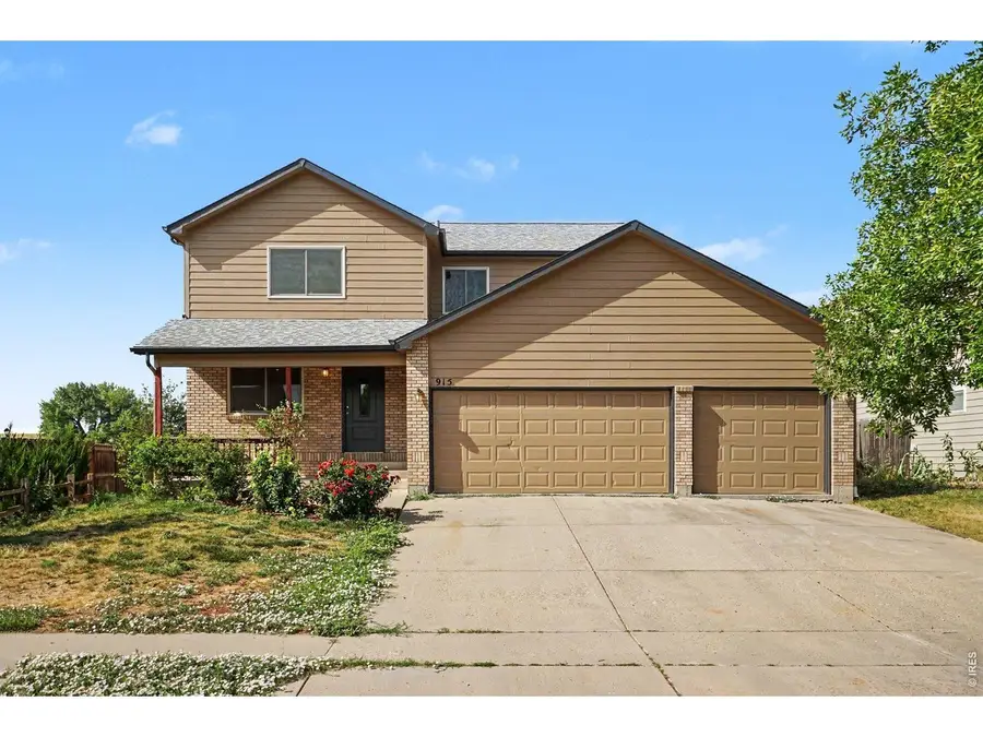 915 Kansas Ave, Berthoud, CO 80513 - #2