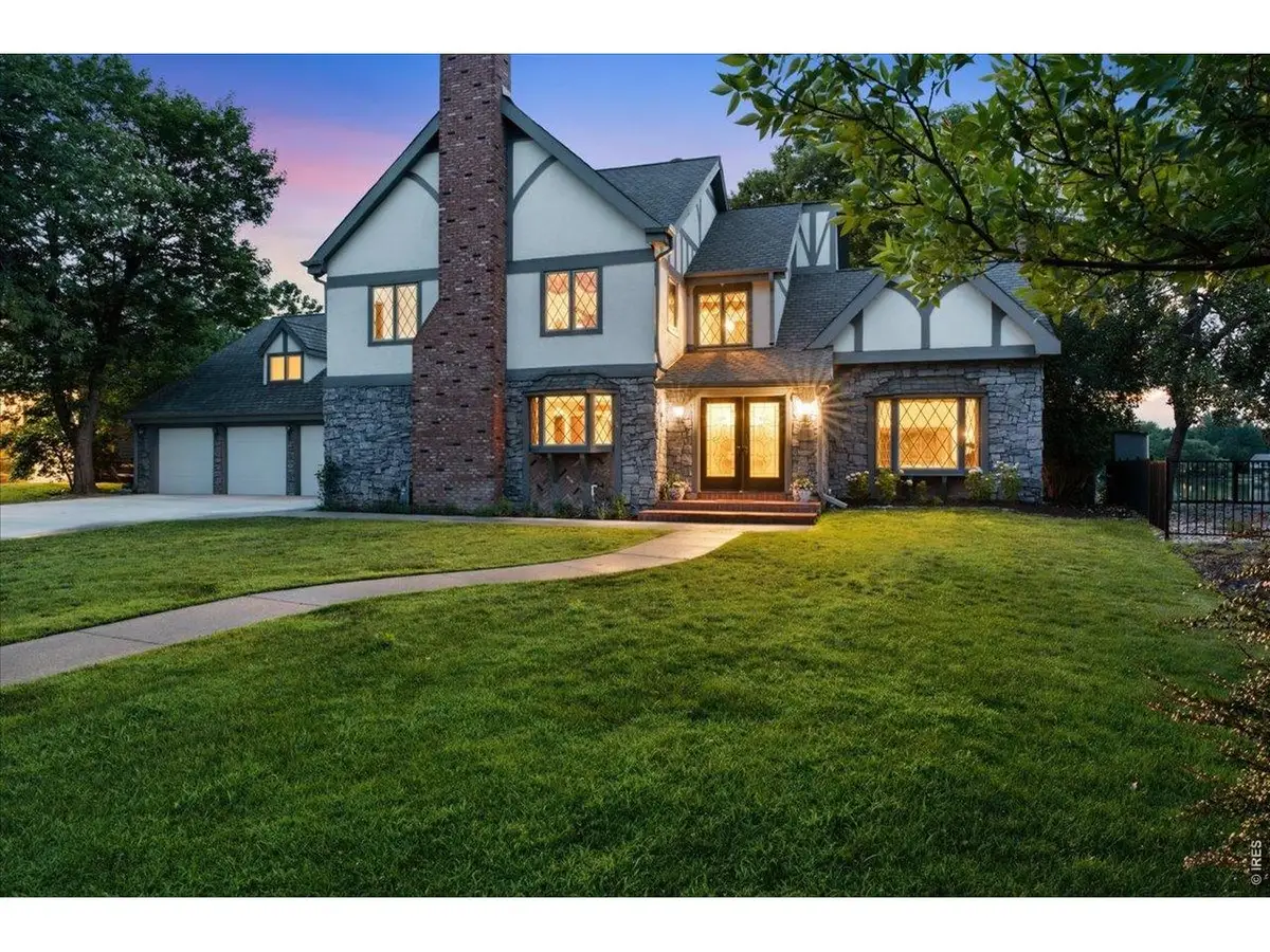 1812 Lakeshore Cir, Fort Collins, CO 80525 - #1