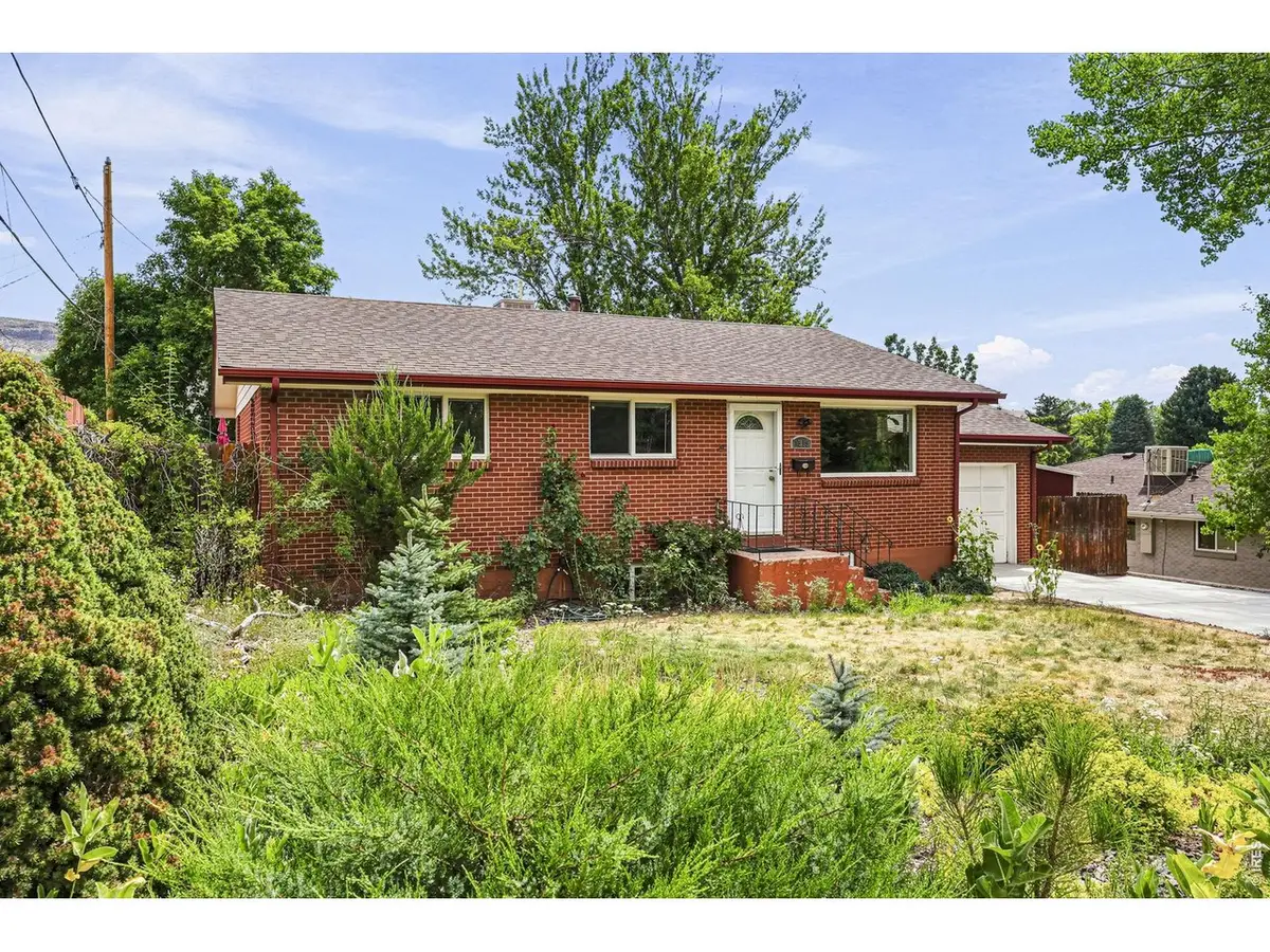 1915 Cheyenne St, Golden, CO 80401 - #1