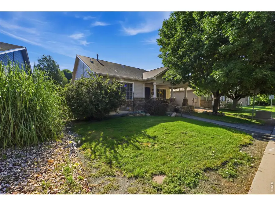 372 Cardinal Ave, Loveland, CO 80537 - #2