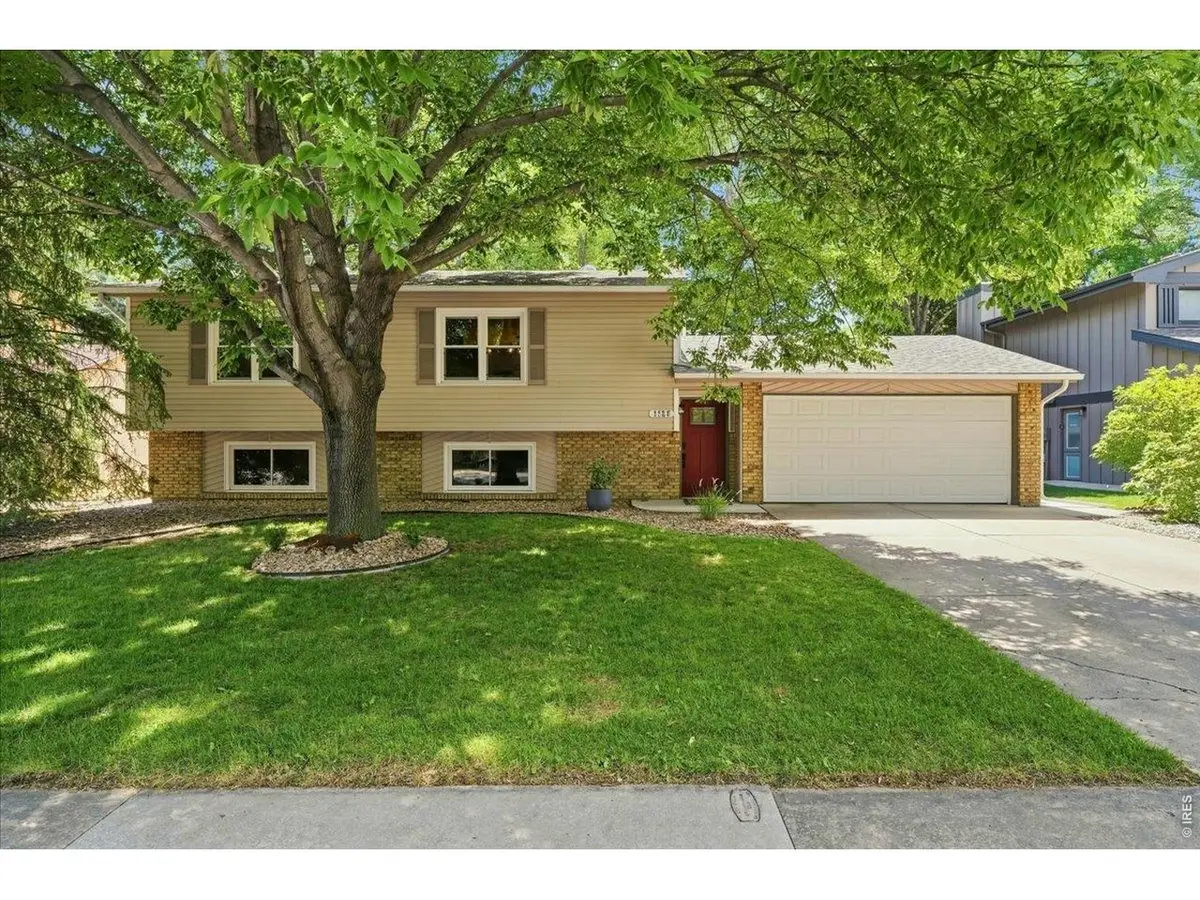 1125 Stratborough Ln, Fort Collins, CO 80525 - #1
