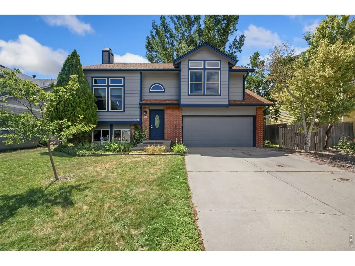 949 Kremmling Ln, Fort Collins, CO 80526 - #1
