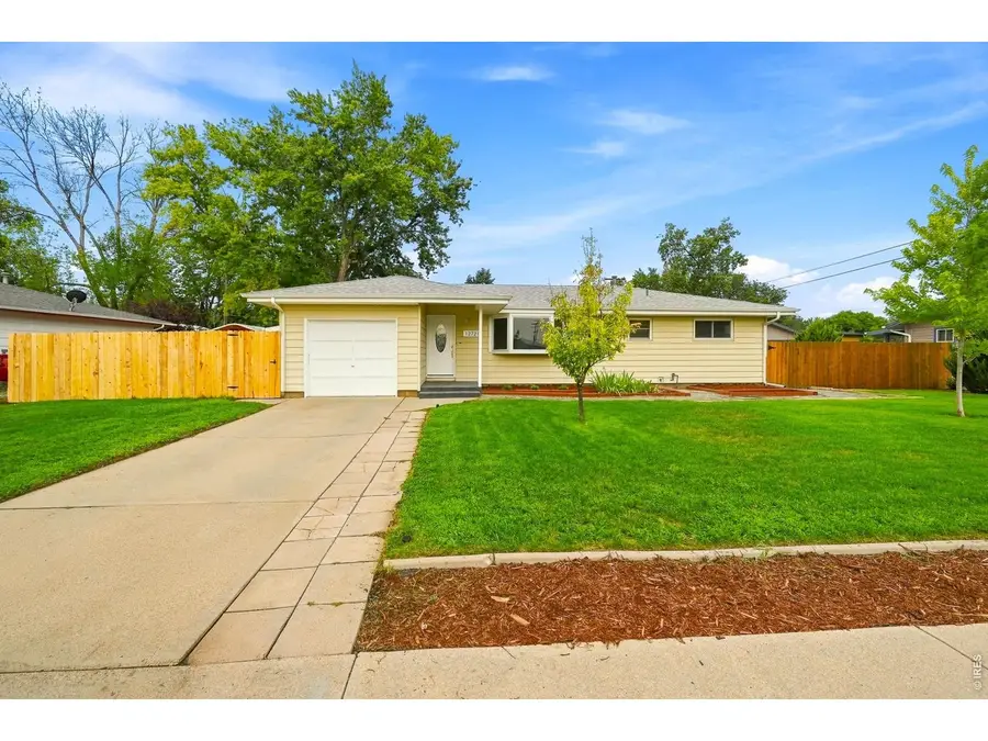 12721 Woodland Dr, Longmont, CO 80504 - #2