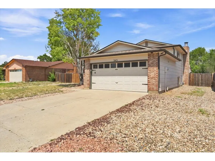 343 Hawthorn Dr, Loveland, CO 80538 - #2