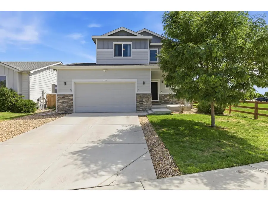 928 S Depot Dr, Milliken, CO 80543 - #2