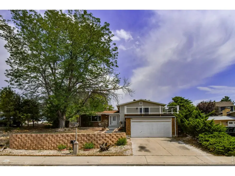 1442 Hilltop Dr, Longmont, CO 80504 - #2