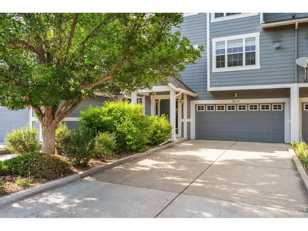 2215 Watersong Cir, Longmont, CO 80504