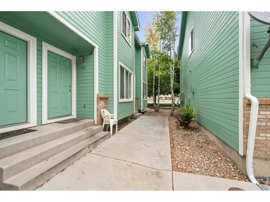 954 Monroe Ave, Loveland, CO 80537 - #3