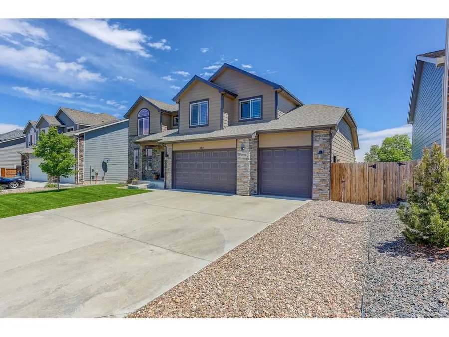 307 Mcgregor Ln, Johnstown, CO 80534 - #2