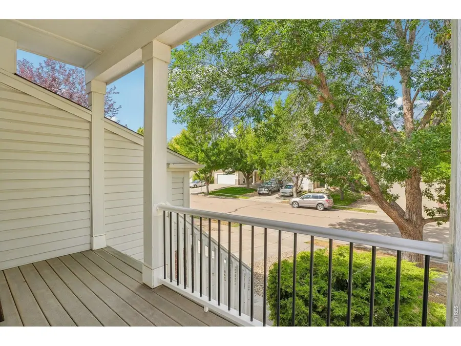 1818 Clover Creek Dr, Longmont, CO 80503 - #3