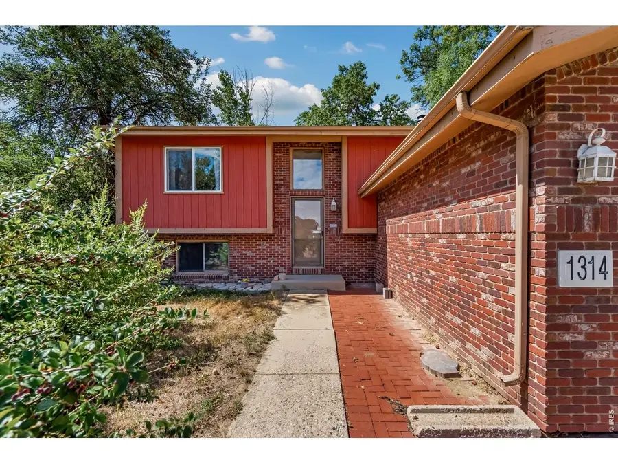 1314 22nd Sw St, Loveland, CO 80537 - #2