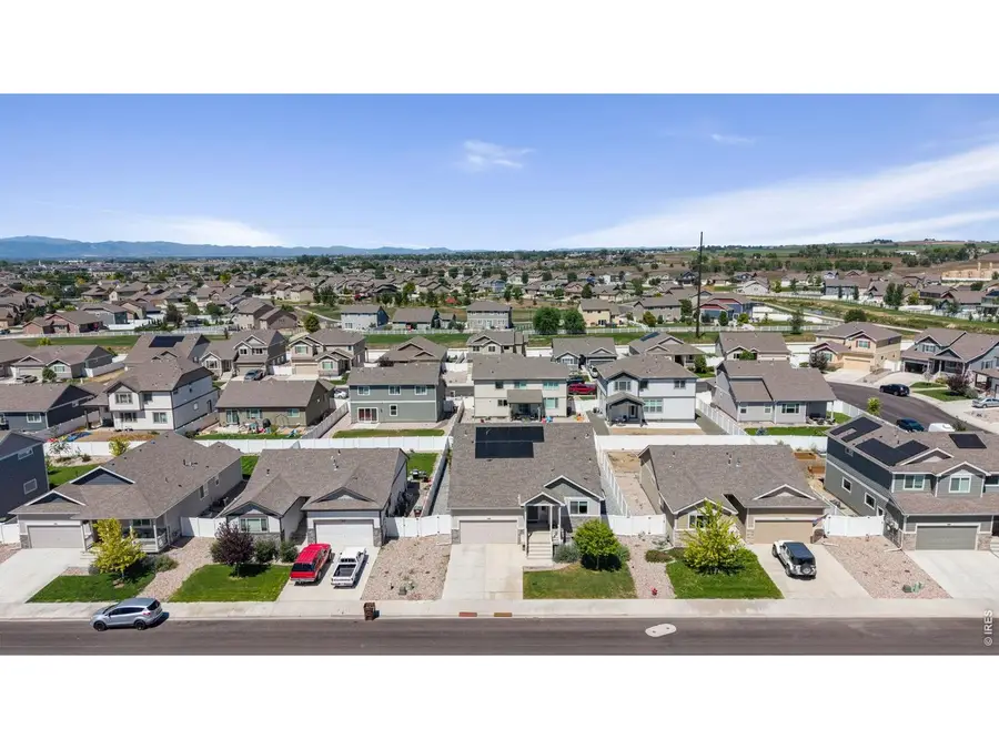 956 Maplebrook Dr, Windsor, CO 80550 - #2