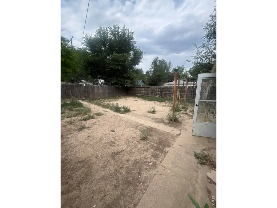 18 S Greeley Ave, Johnstown, CO 80534 - #2