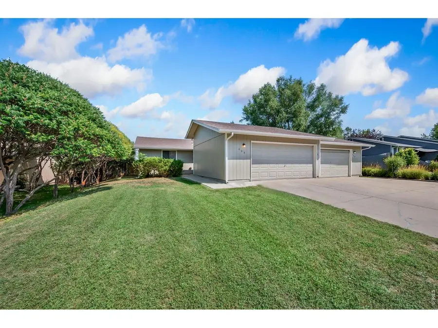 408 Glenda Dr, Loveland, CO 80537 - #2