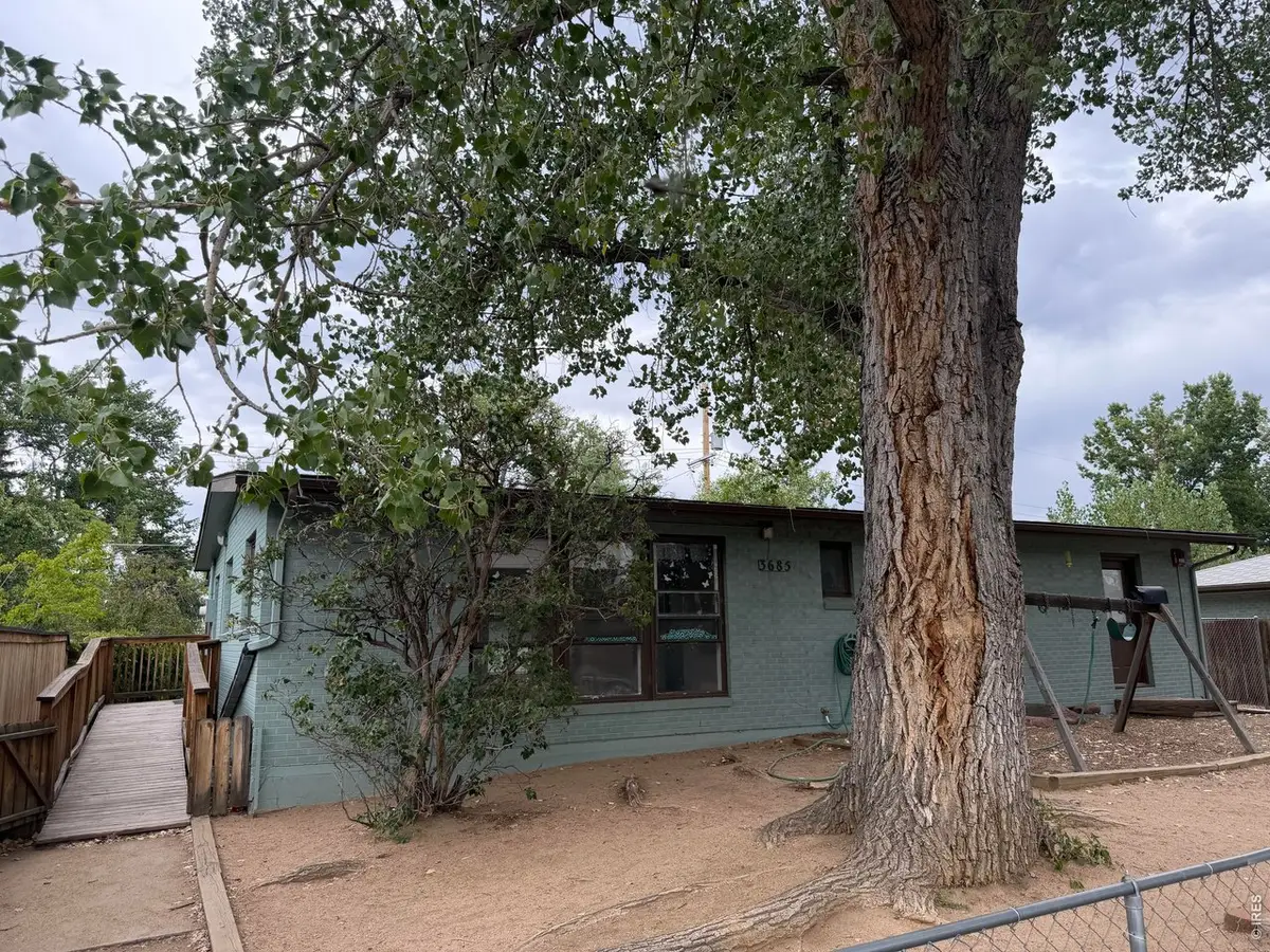 3685 Martin Dr, Boulder, CO 80305 - #1