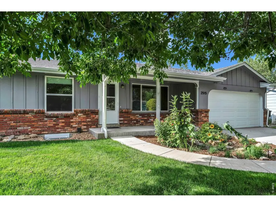 2515 Danbury Dr, Longmont, CO 80503 - #2
