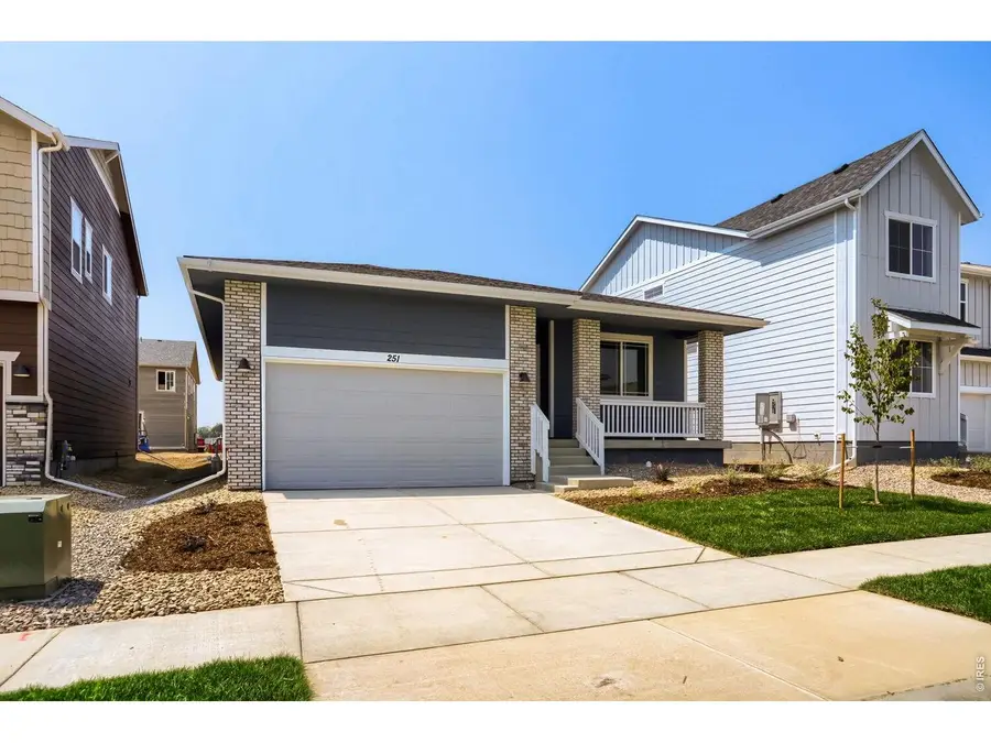 251 Sugar Beet Ln, Berthoud, CO 80513 - #2