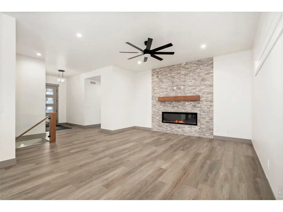 1402 Burt Ave, Berthoud, CO 80513 - #3