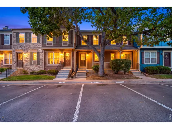 8132 S Fillmore Cir, Centennial, CO 80122