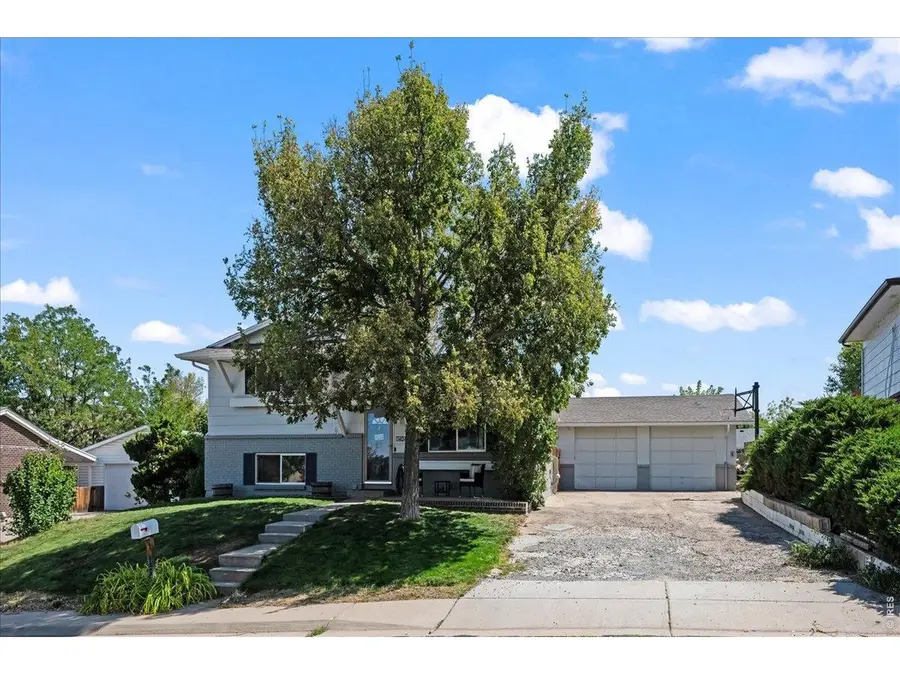 1404 Explorador Calle, Welby, CO 80229 - #2