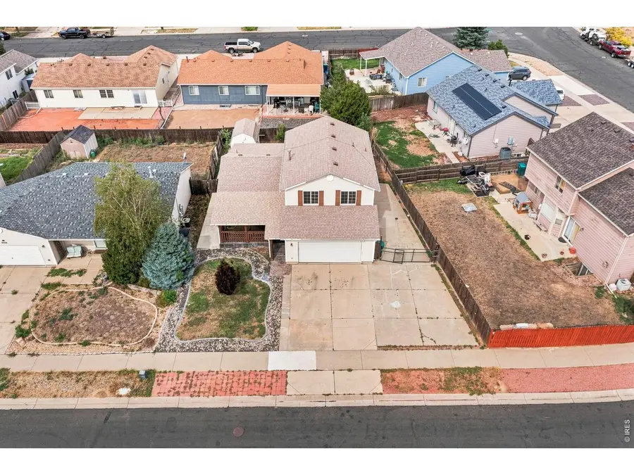 3905 Dove Ln, Evans, CO 80620 - #2
