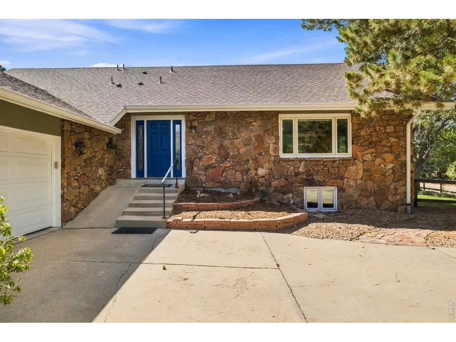 9004 Walker Rd, Niwot, CO 80503 - #2