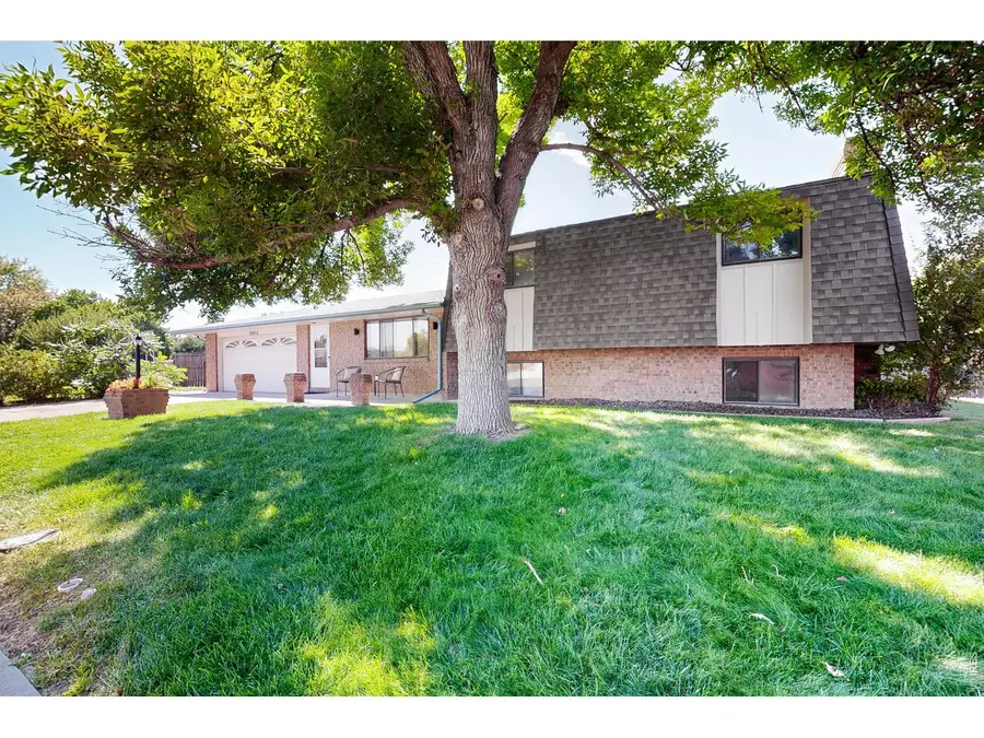 2903 Glendevey Dr, Loveland, CO 80538 - #2