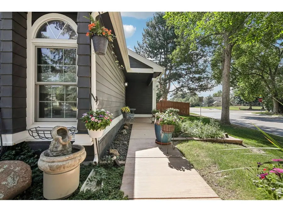 7100 Dry Creek Ct, Niwot, CO 80503 - #2